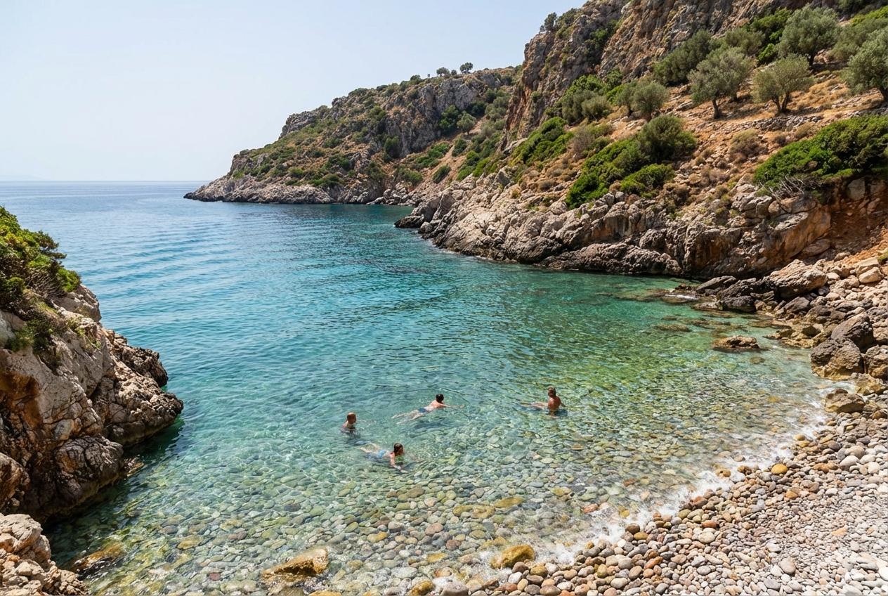 Choosing Your Style of Clear-Water Day: Quiet Coves, Iconic Bays, or Boat-Only Spots?